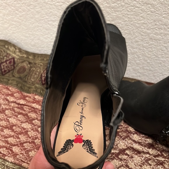 Penny Loves Kenny Size 8 Black Open Heal, Zip up Studded Ankle Boots Like New - Picture 7 of 9